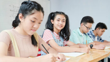 Building Strong Relationships with Your Tutor A Must for Higher Chinese O Level Students