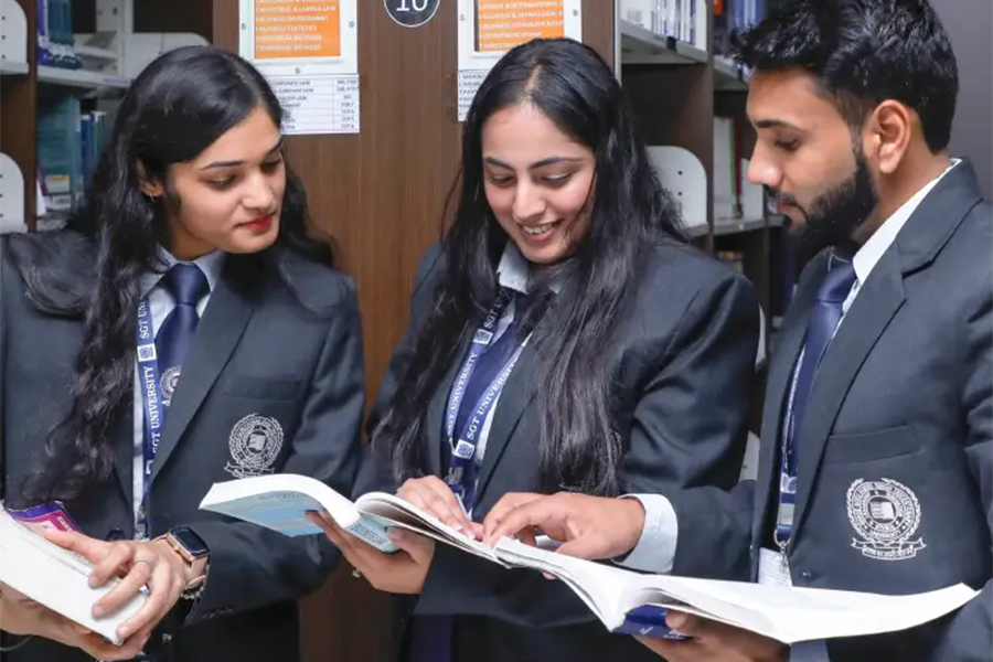 Integrated B Com M Com A Fast Track Path to Postgraduate Success
