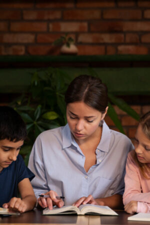 How Science Tuition Supports Students Struggling with Complex Concepts