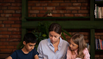 How Science Tuition Supports Students Struggling with Complex Concepts